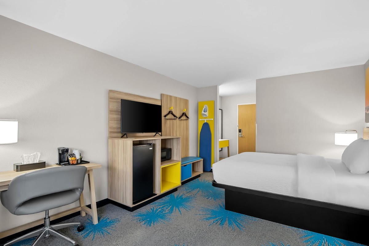 Days Inn by Wyndham Imlay City photo 2