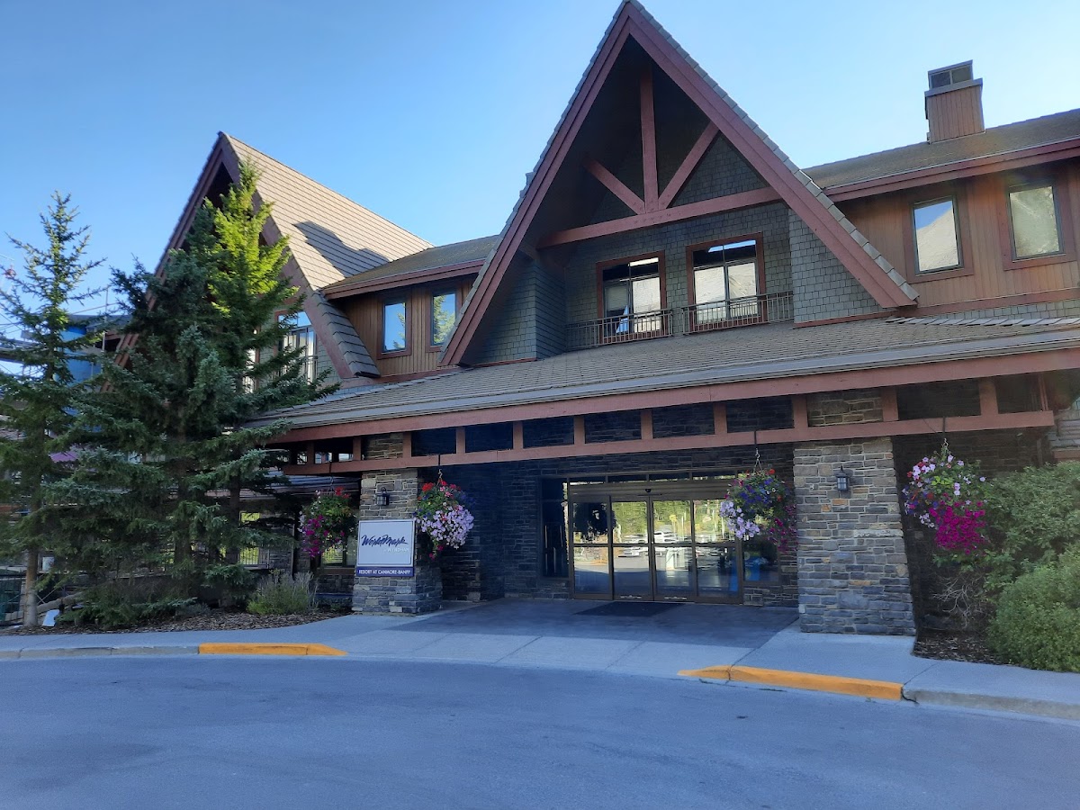 Platinum Suites Resort