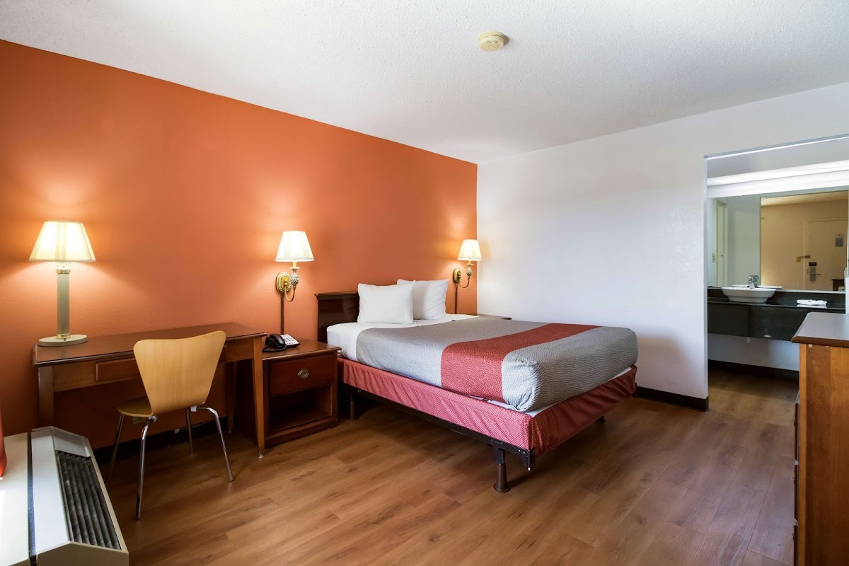 Motel 6 Metter, GA photo 2