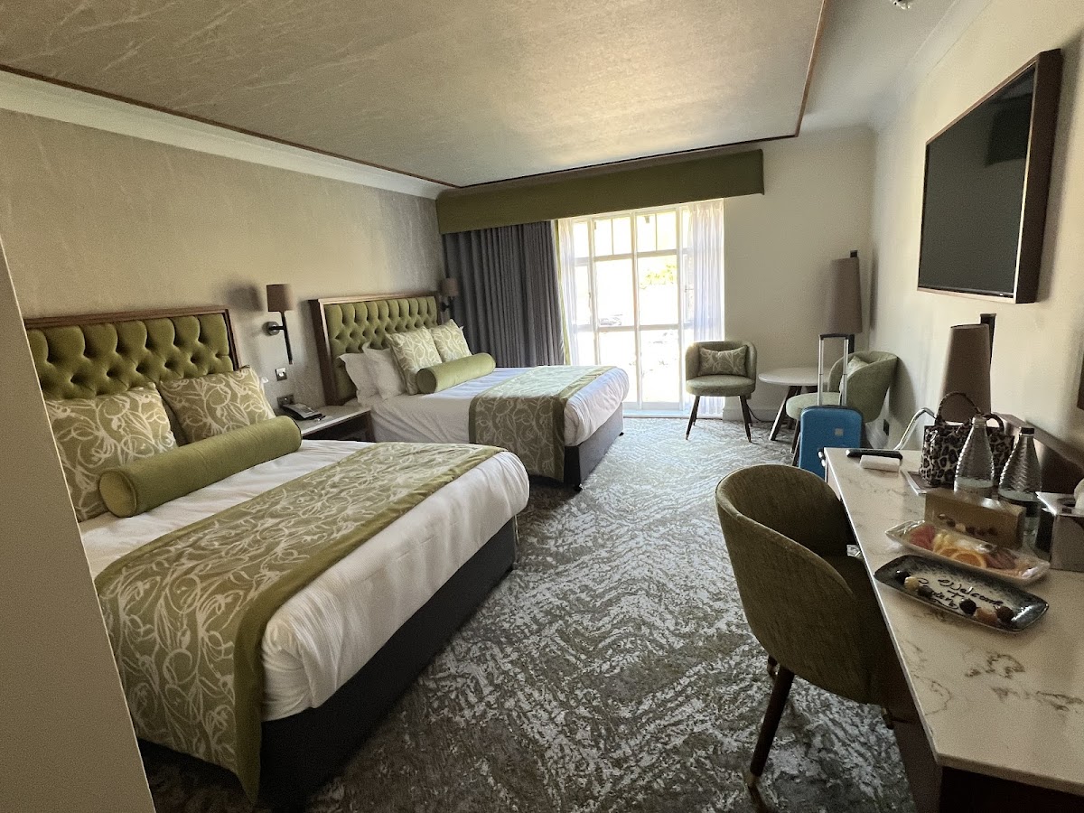 Carden Park Hotel photo 2