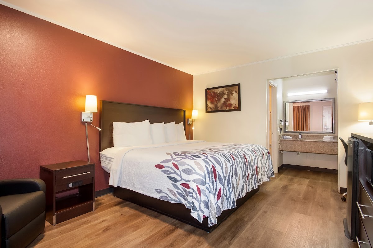 Red Roof Inn Santee photo 2