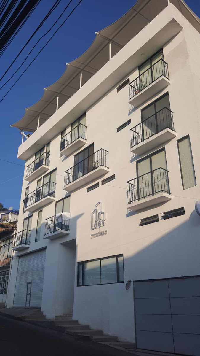 Loes Hotel & Suites