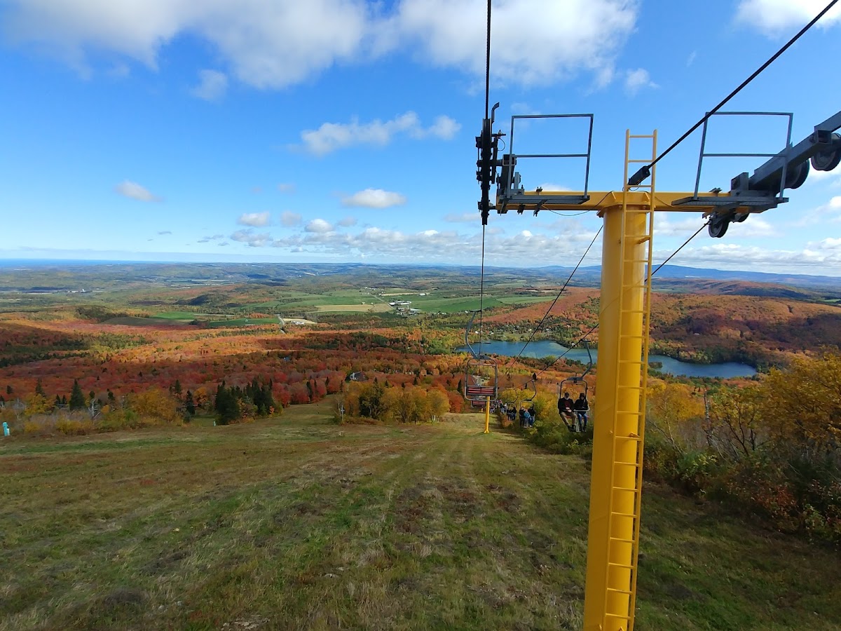 Mont-Comi Park photo 2