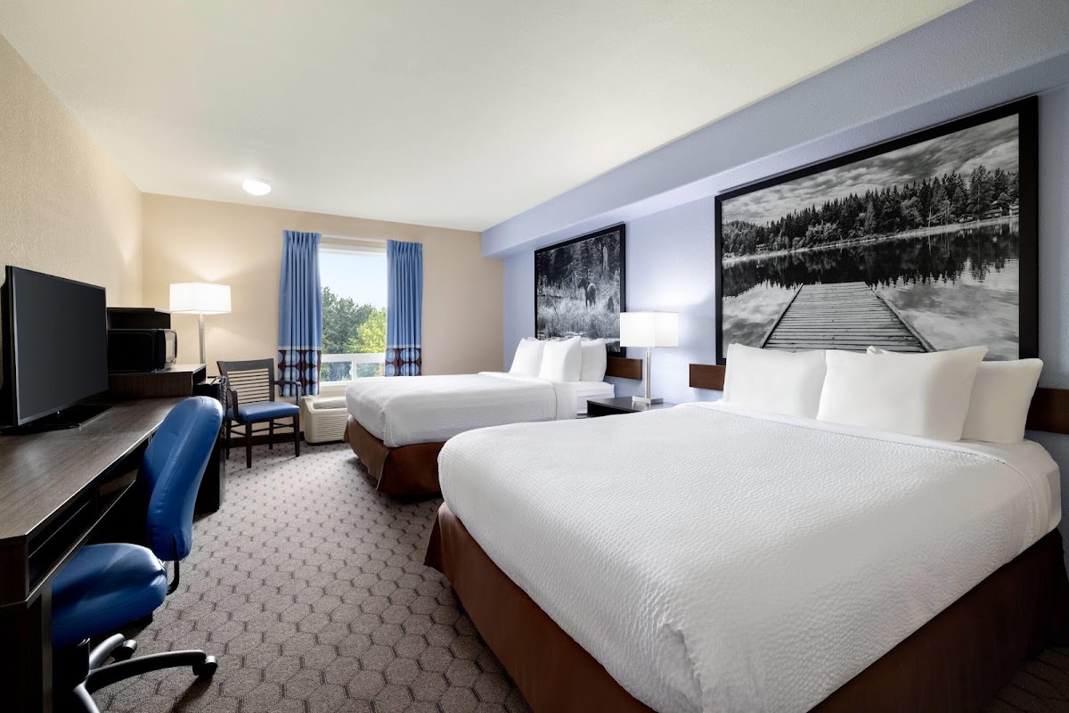 Super 8 by Wyndham Swan River MB photo 2