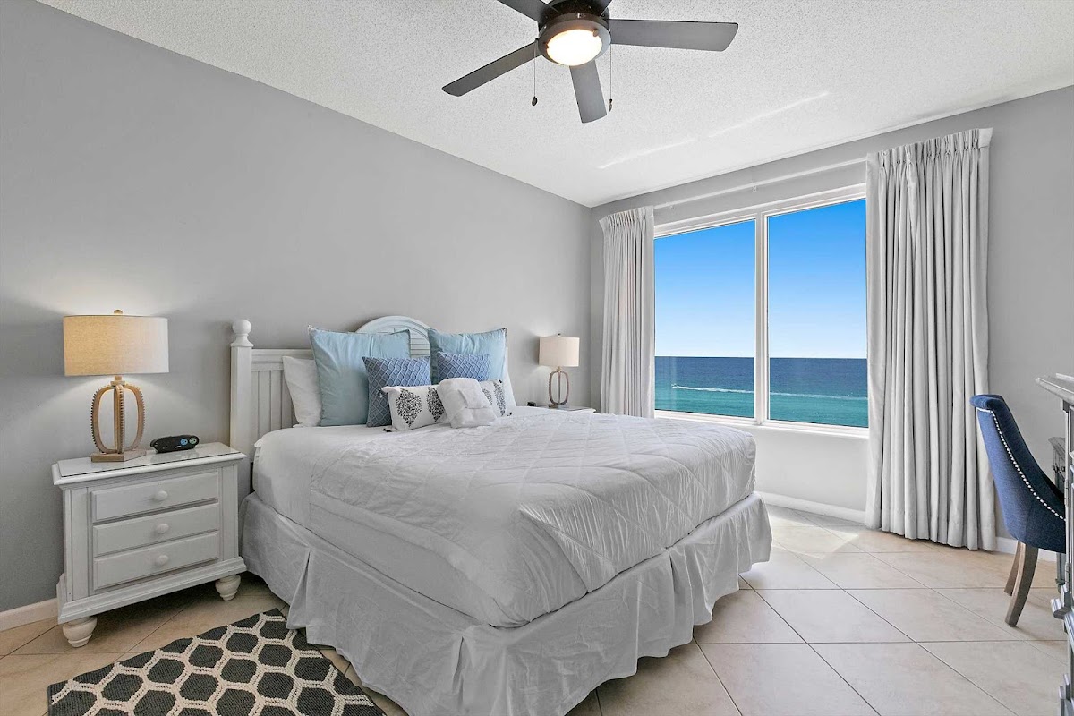 Leeward Key Condos photo 2