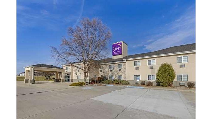 Sleep Inn & Suites Charles City