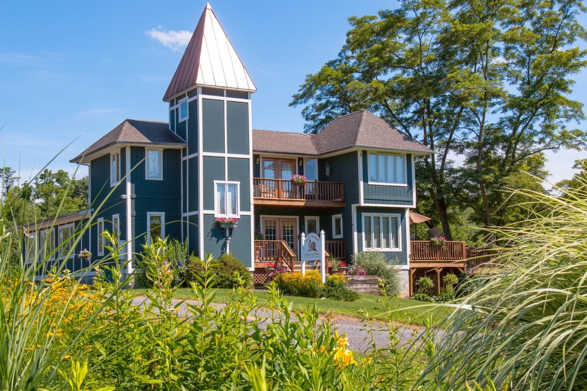 North Mountain Vineyard & Winery