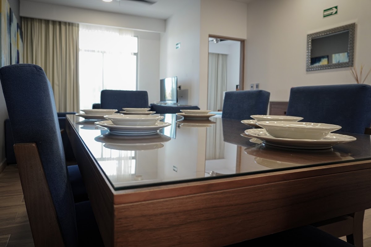 Hotel Heaven Suites photo 3