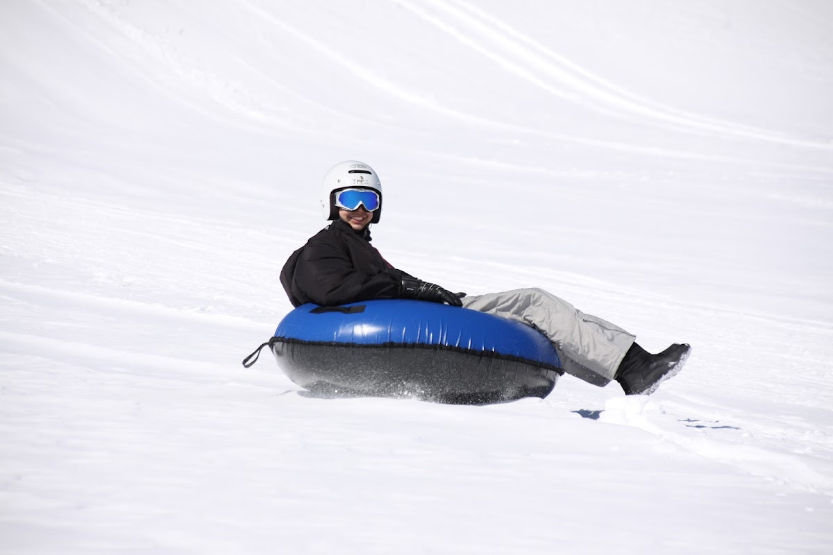 High Country Snowmobile Tours - Heeney Outpost