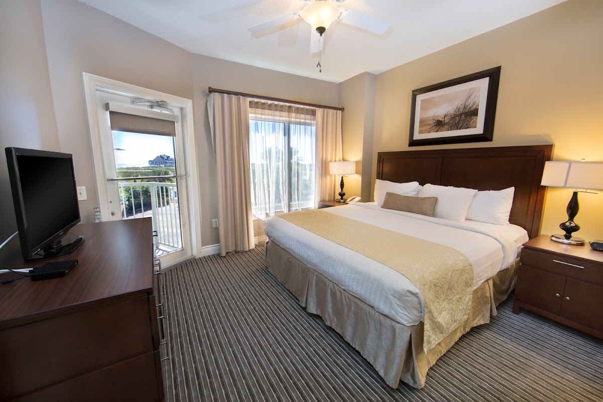 Holiday Inn Club Vacations Galveston Beach Resort, an IHG Hotel photo 2