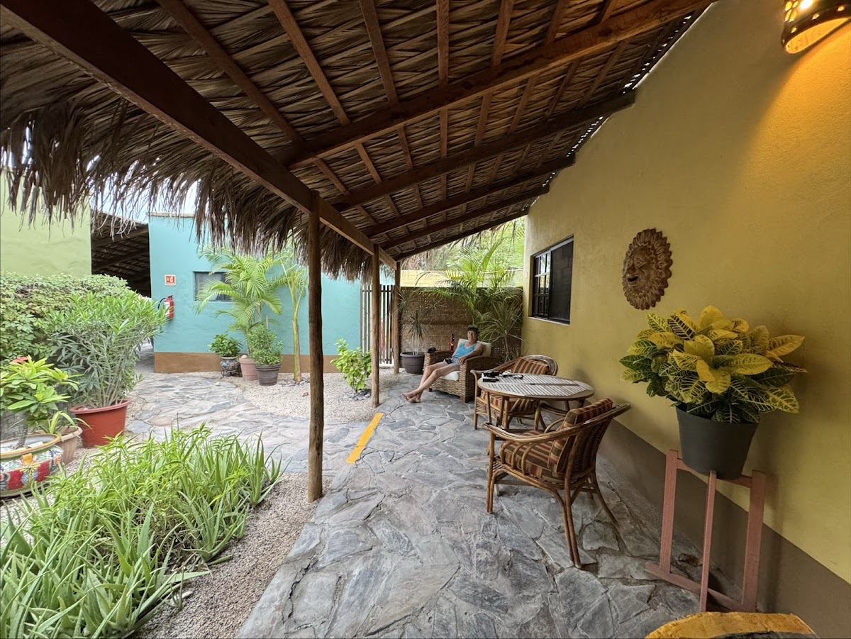 Iguana Inn Hotel photo 3