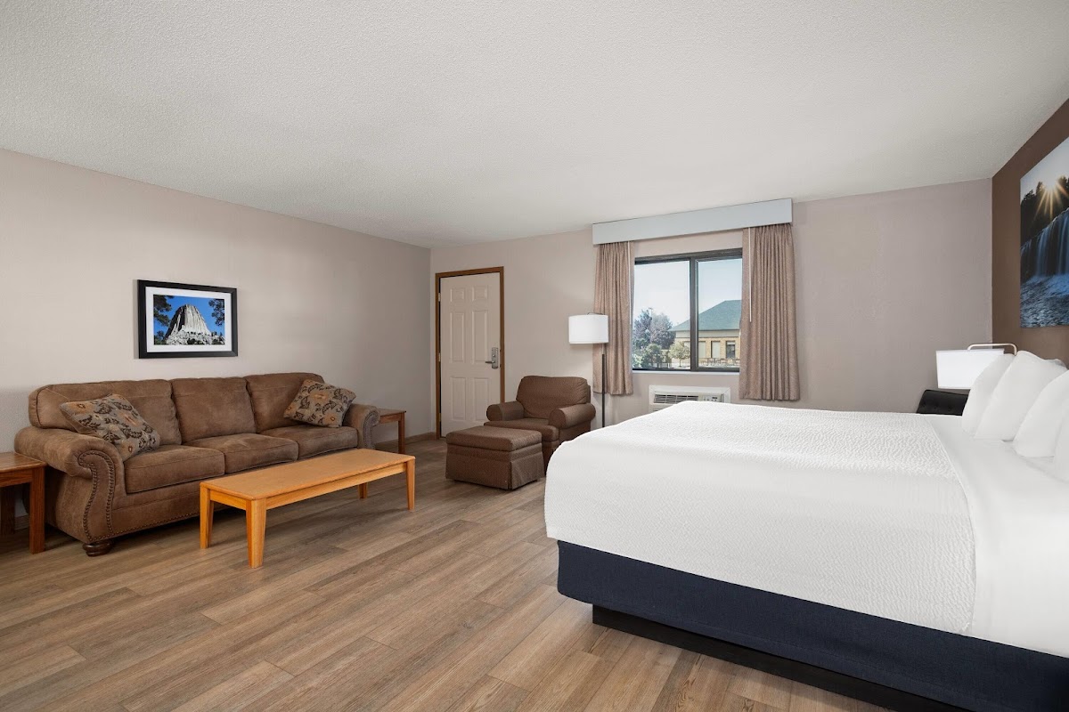 Days Inn by Wyndham Spearfish photo 2