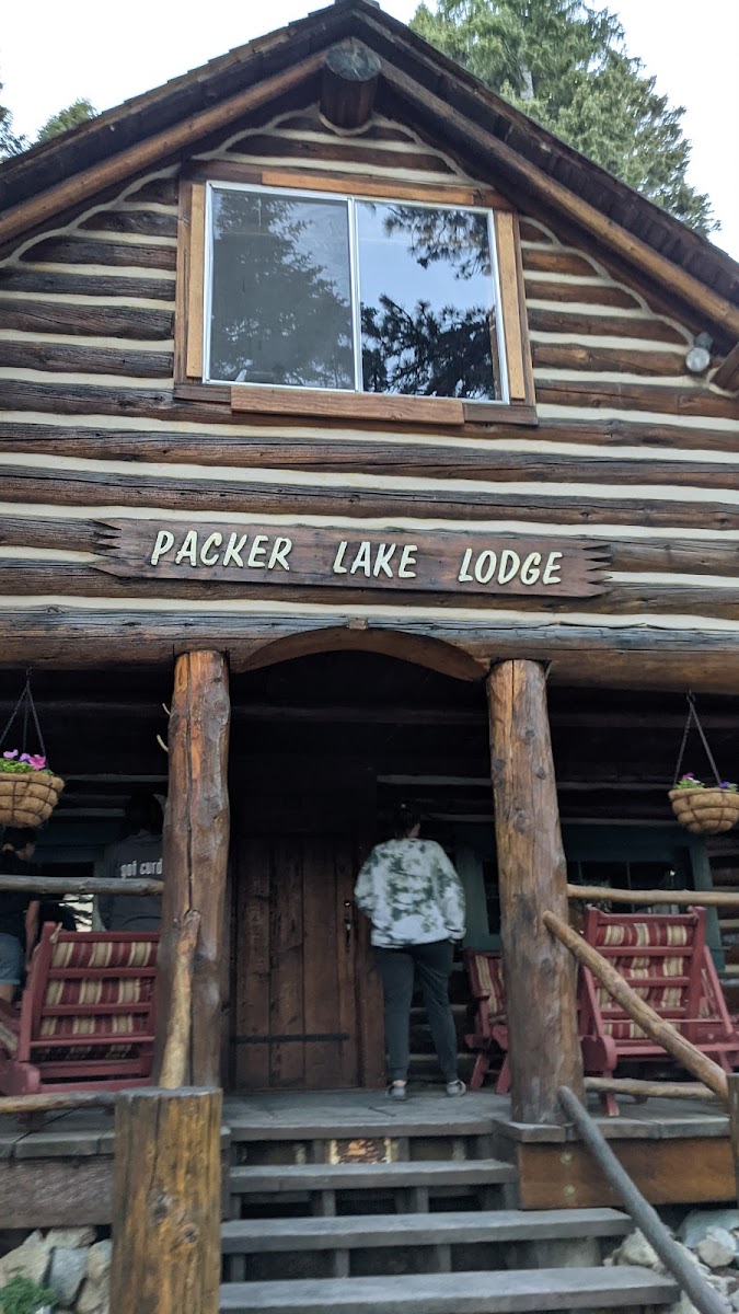 Packer Lake Lodge