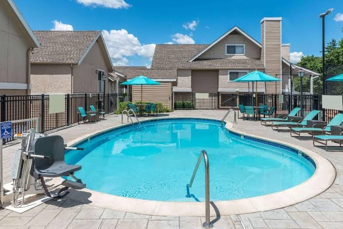 Value Suites Extended Stay - St. Louis Westport Plaza