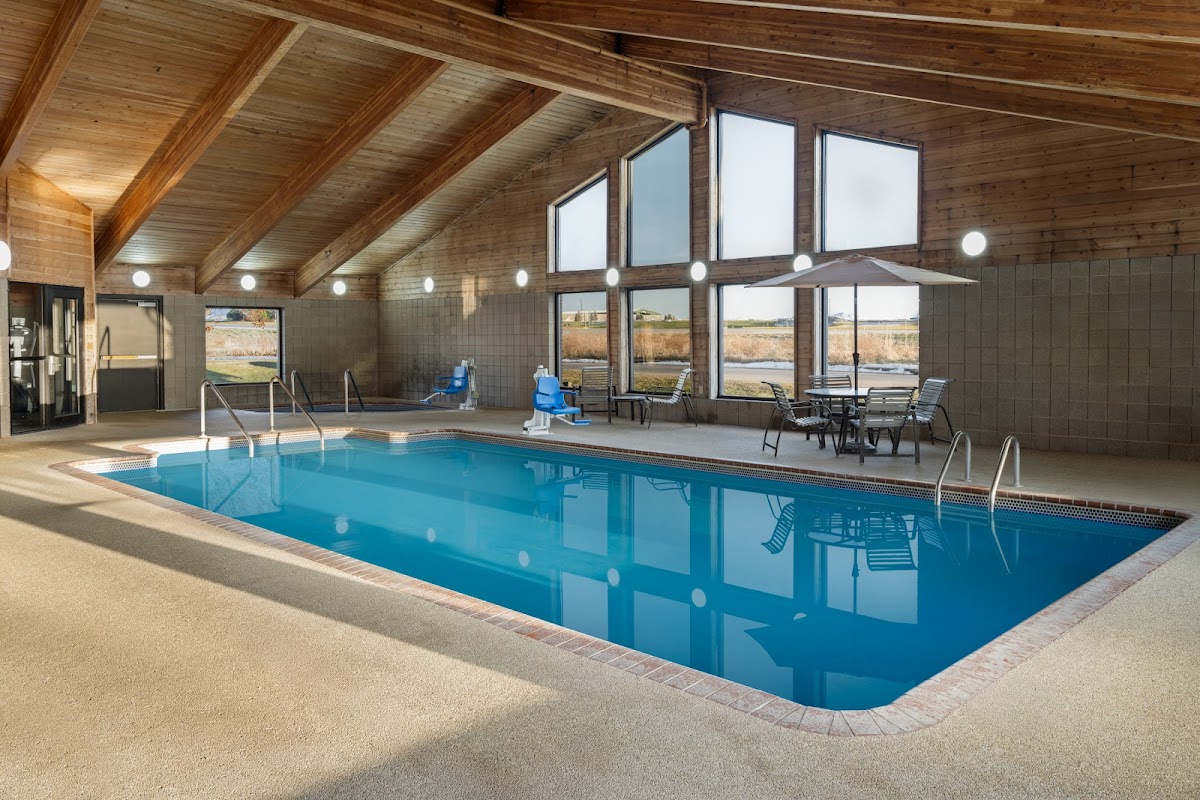 AmericInn by Wyndham Muscatine photo 3