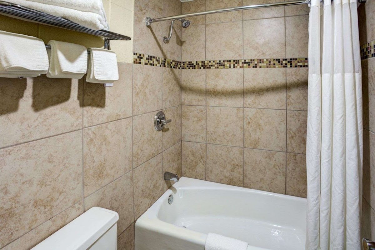Econo Lodge Phillipsburg photo 3