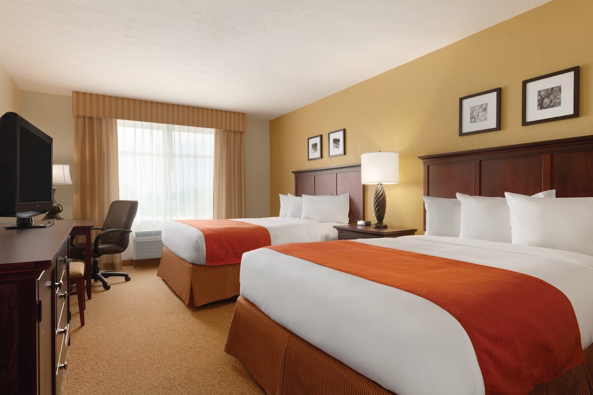 Country Inn & Suites by Radisson, Bakersfield, CA photo 2