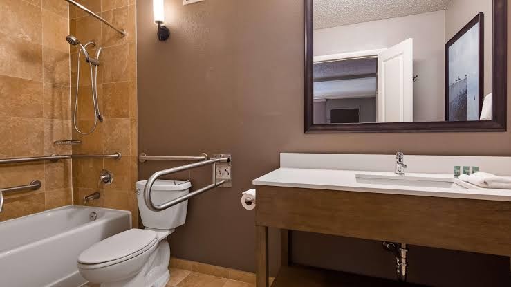 Best Western Savannah Historic District photo 3