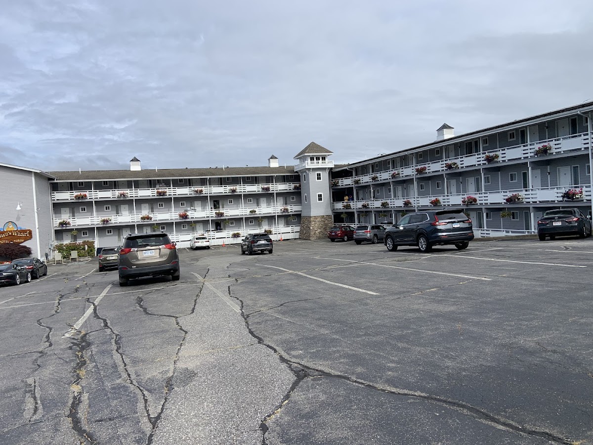 Brown's Wharf Inn and Marina (Restaurant is closed) photo 3