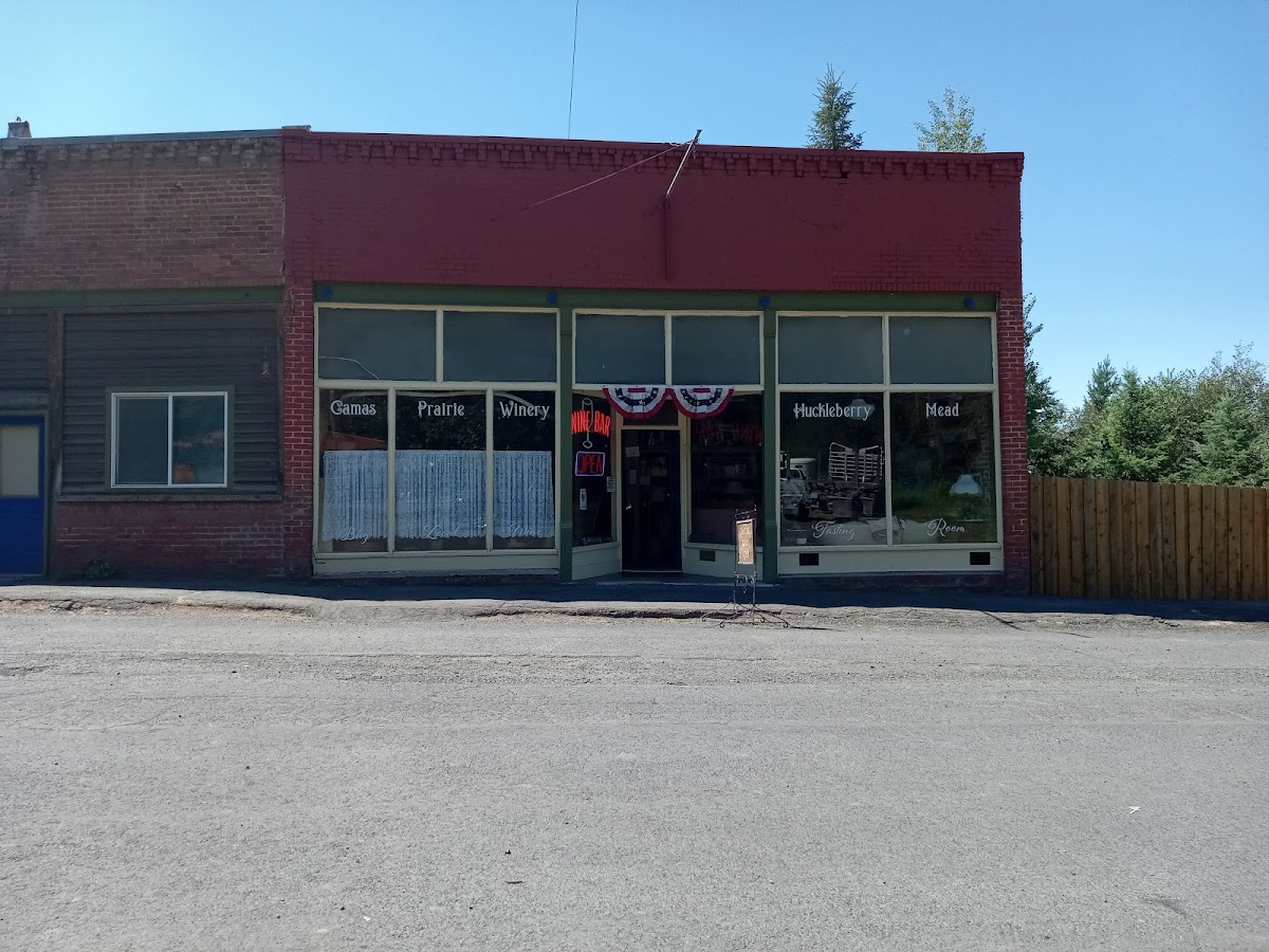 Camas Prairie Winery