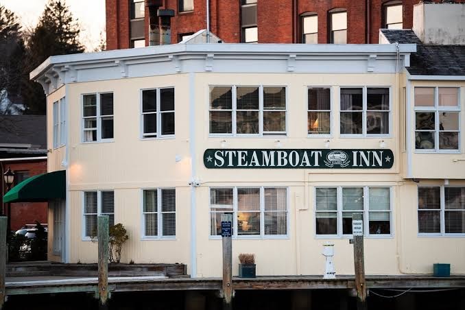 Steamboat Inn