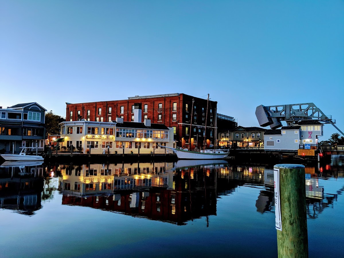 Steamboat Inn photo 2