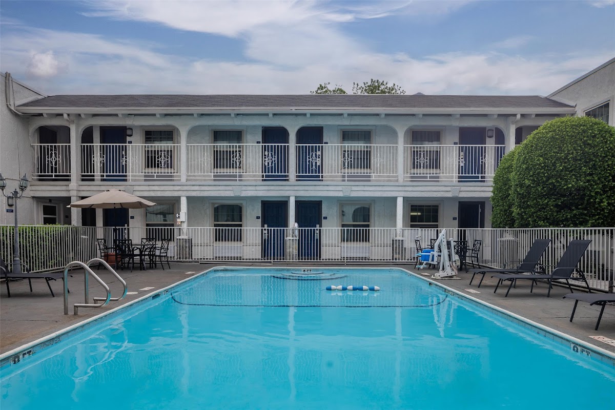 Studio 6 Suites Dallas, TX - Downtown