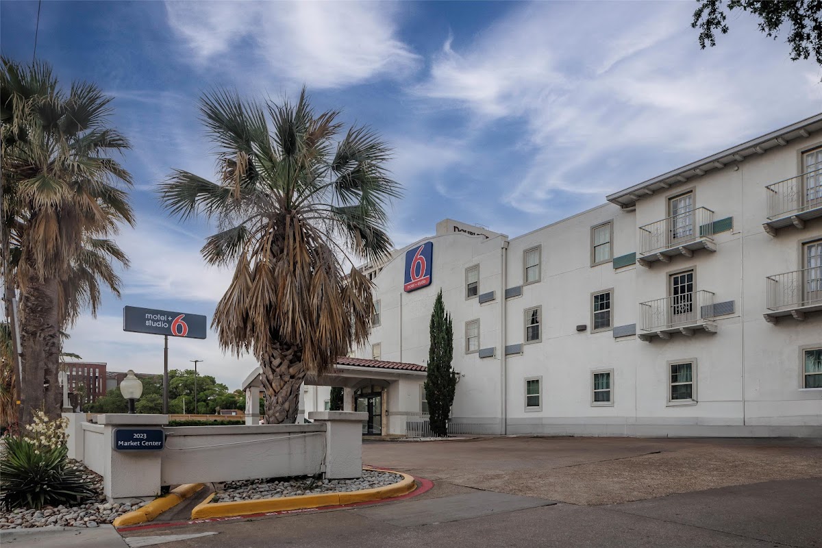 Studio 6 Suites Dallas, TX - Downtown photo 3