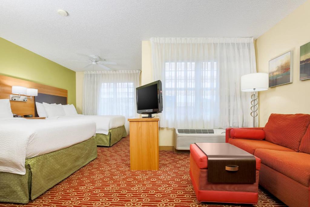 Sonesta Simply Suites Brookhollow photo 2