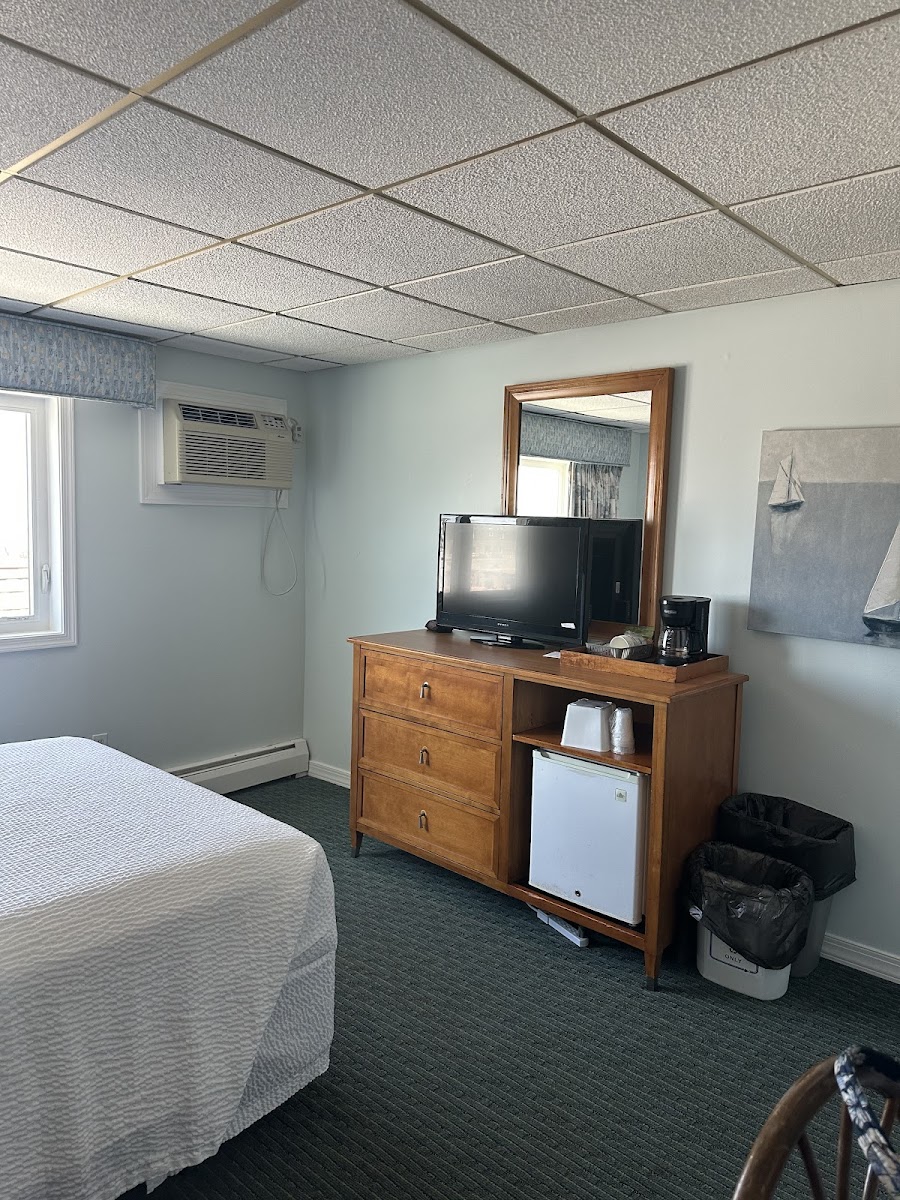 Sea Crest Inn photo 2