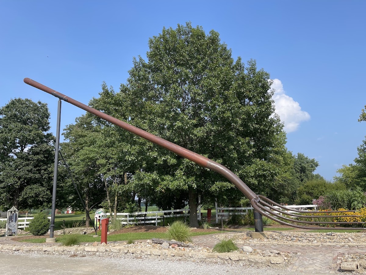 World's Largest Pitchfork