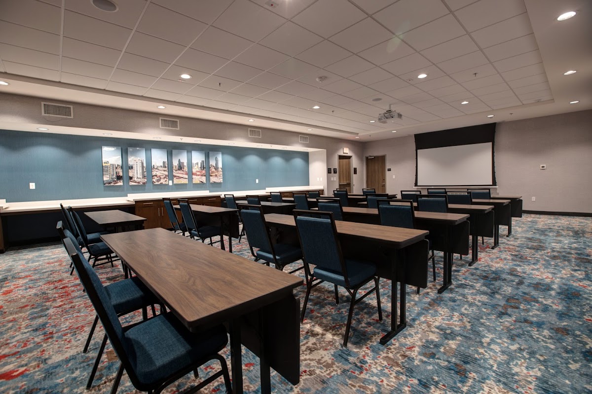 Hampton Inn & Suites Farmers Branch Dallas photo 3