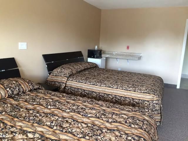 Barrie Motel photo 2