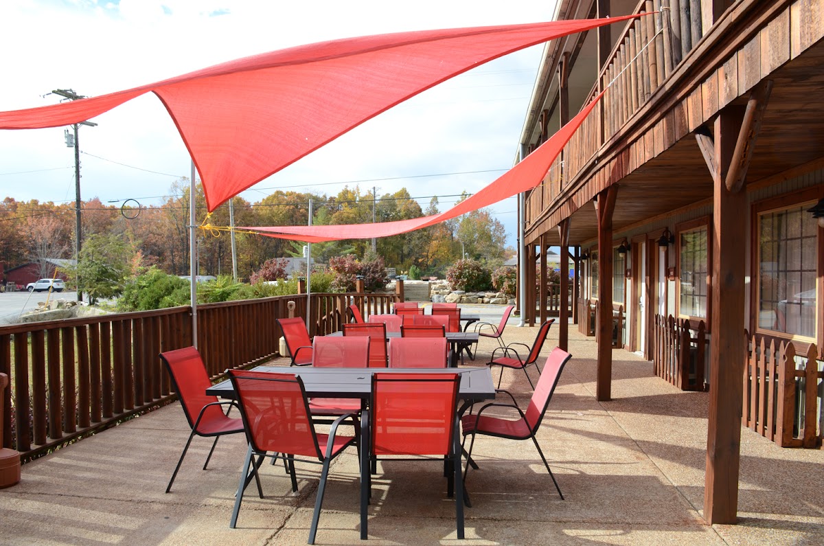 The Smokehouse Lodge & Cabins photo 3