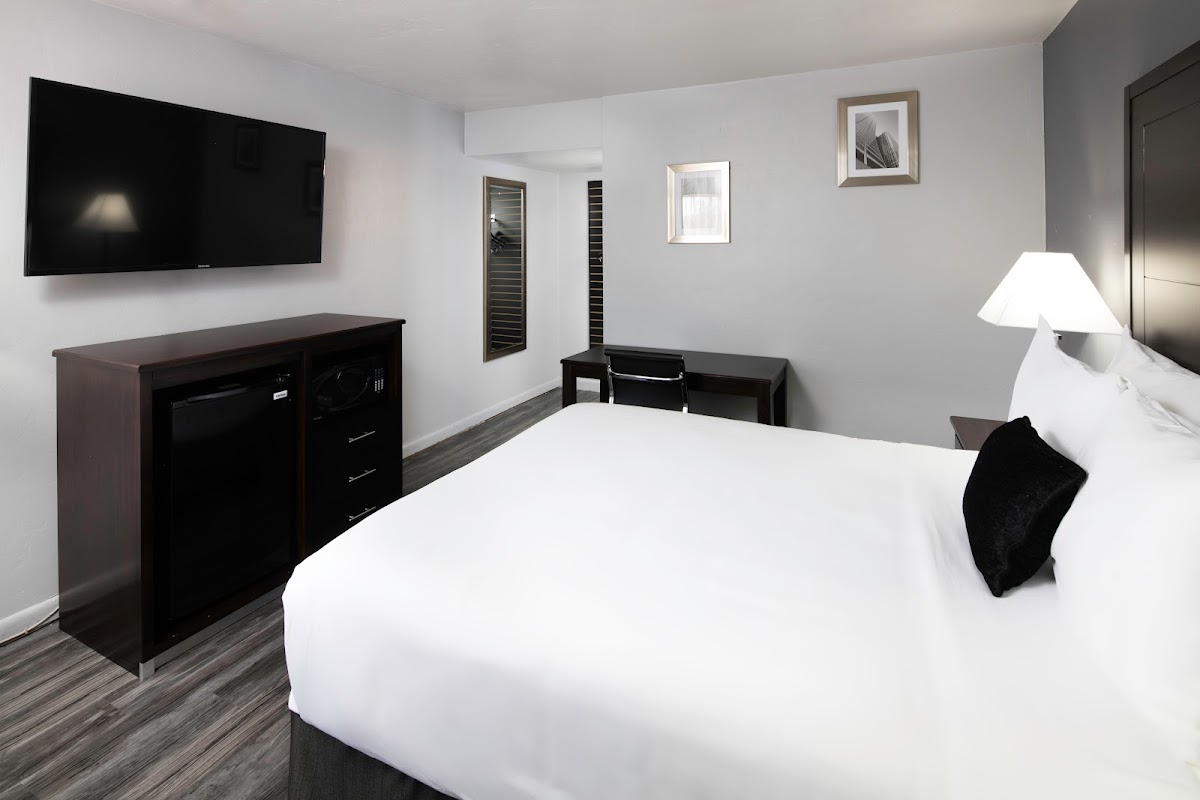 Red Lion Inn & Suites Tucson Downtown photo 2