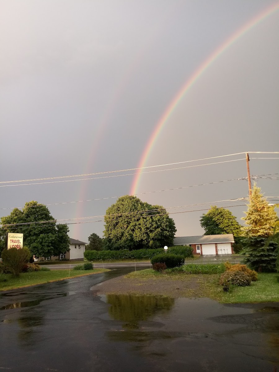 Cedarwood Lodge Motel photo 2