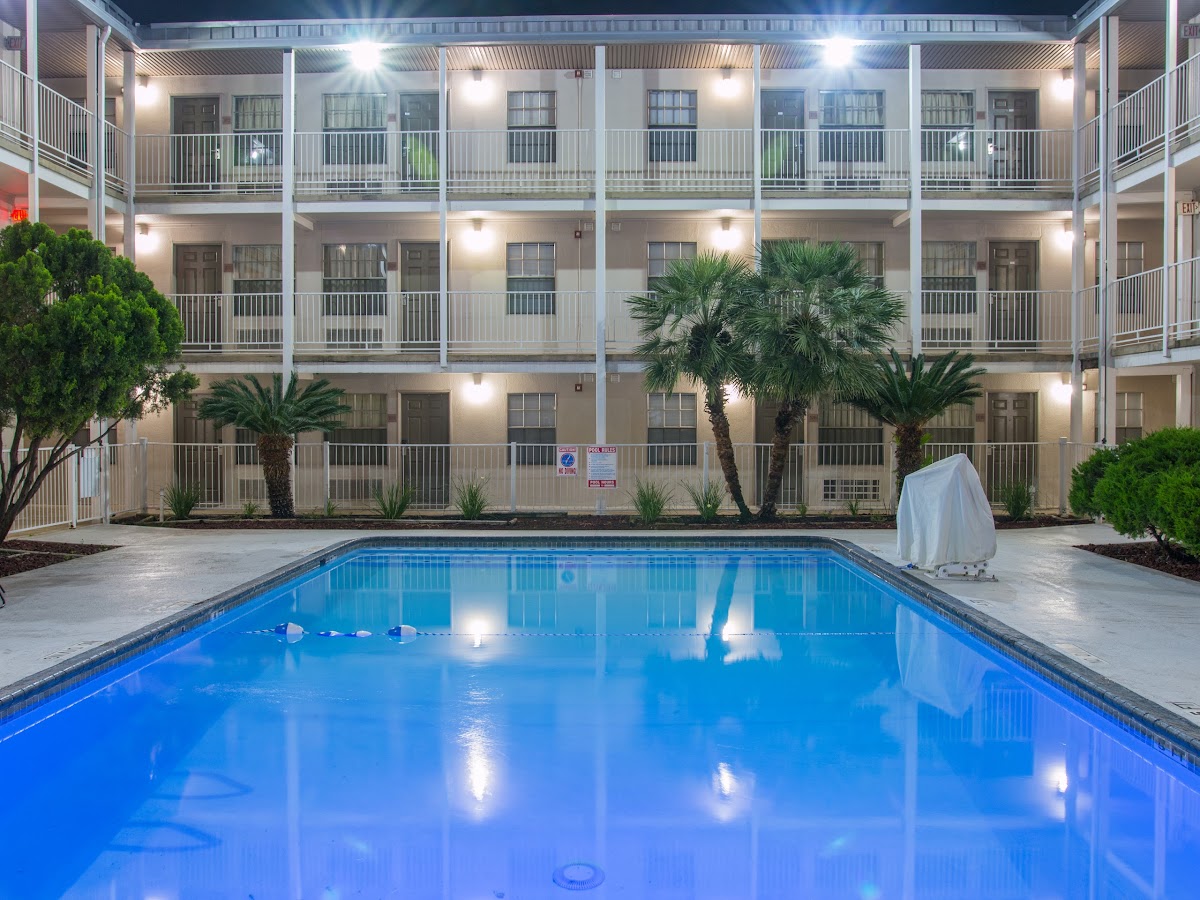 Studio 6 San Antonio - Lackland AFB