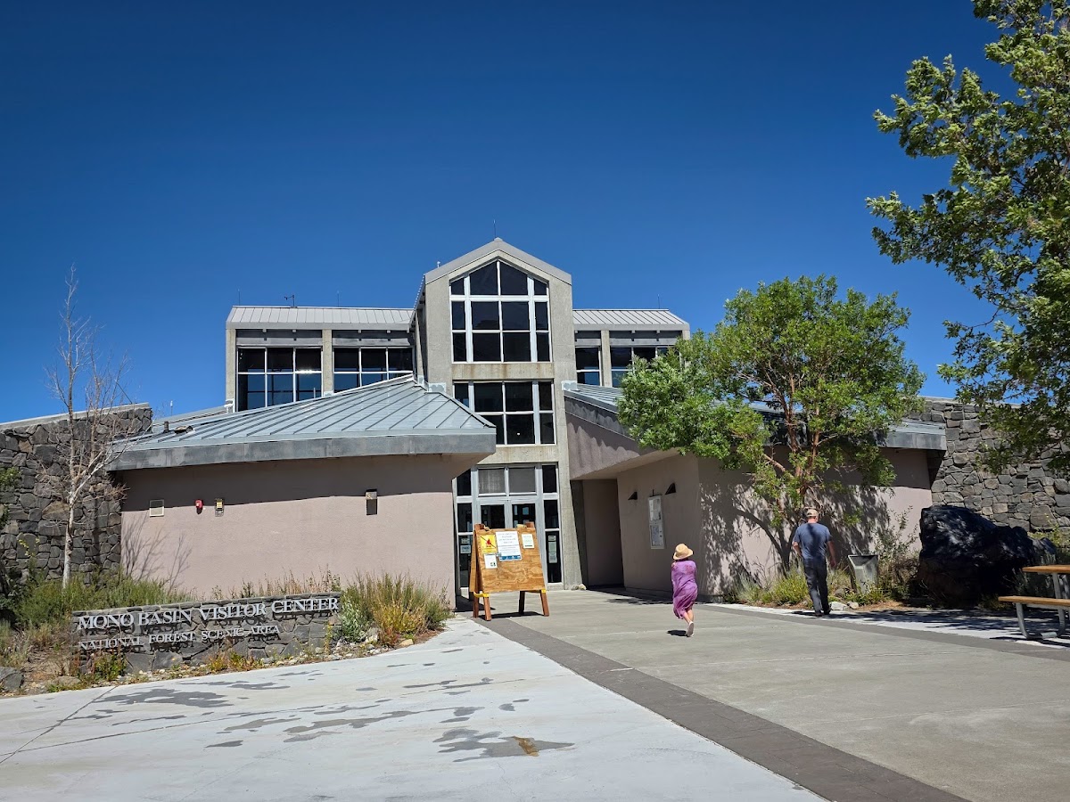 Mono Basin Scenic Area Visitor Center