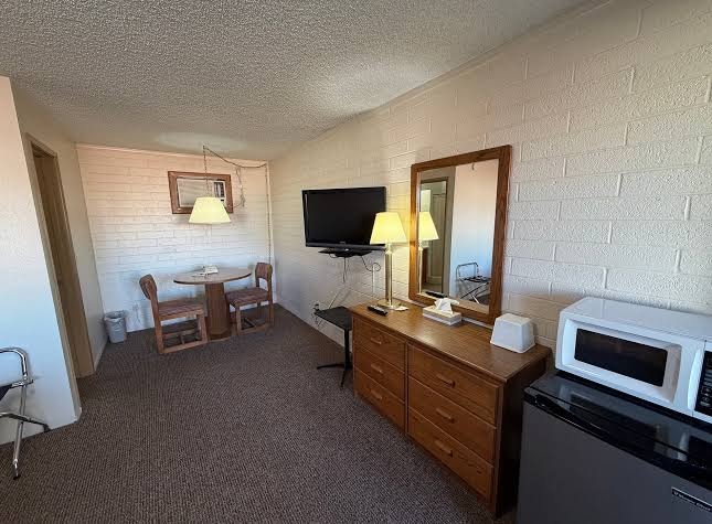 Apache Junction Motel photo 2