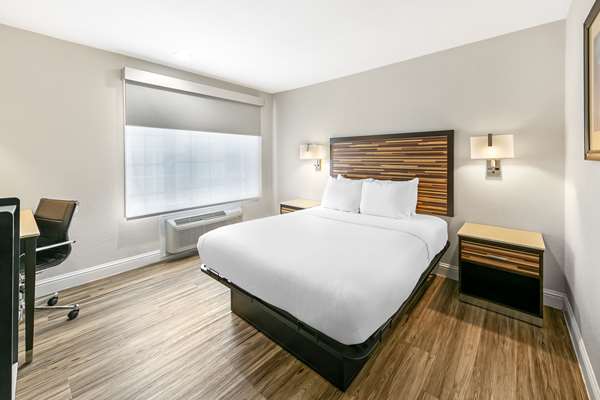Quality Inn & Suites Sacramento Downtown Area photo 2