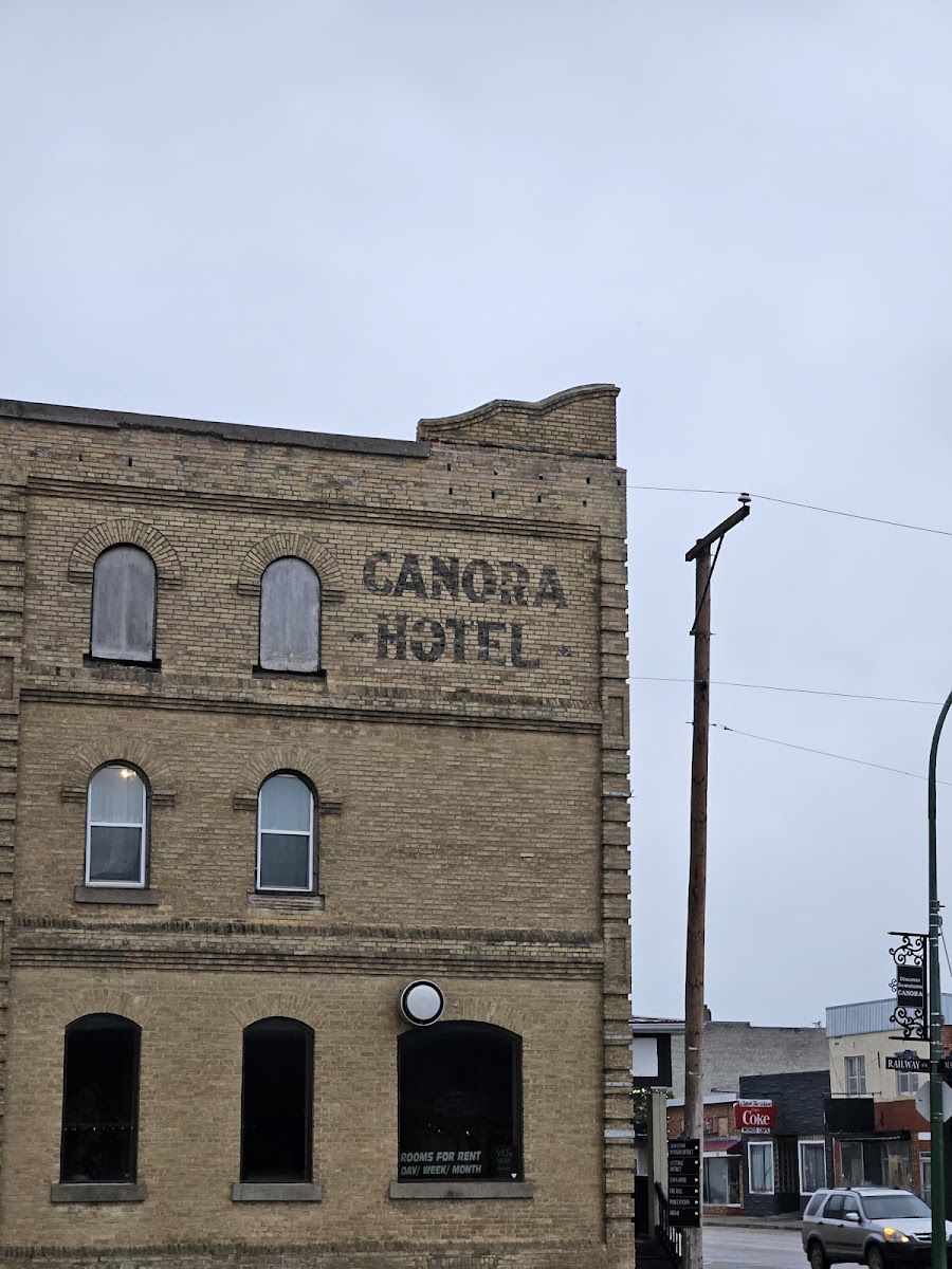 Canora Hotel