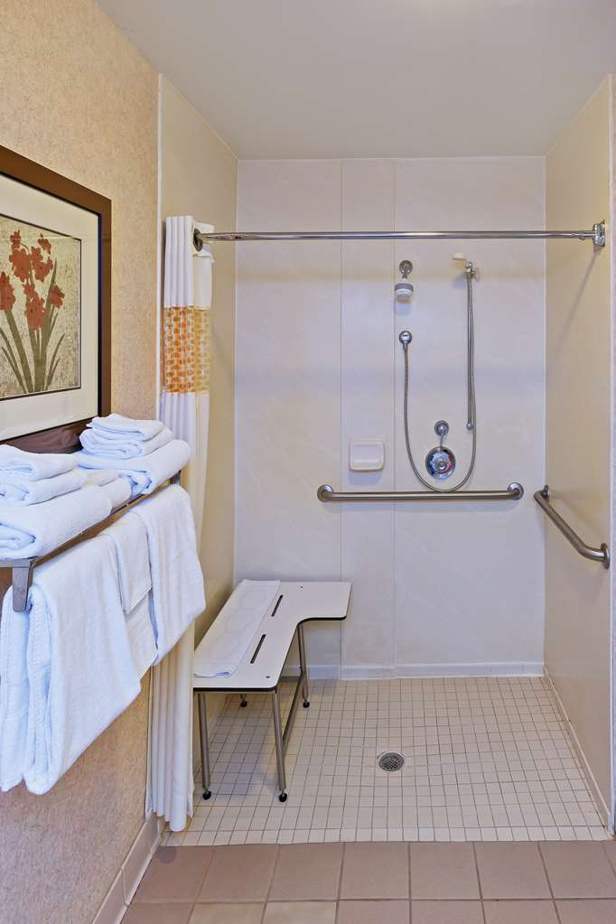 Hampton Inn Jonesboro photo 3