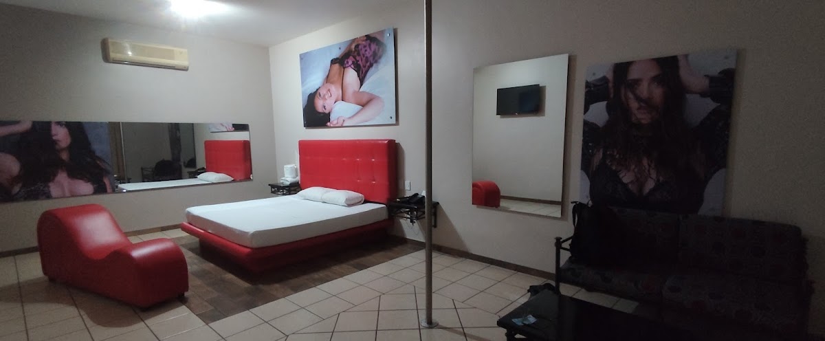 El Arca Auto-hotel