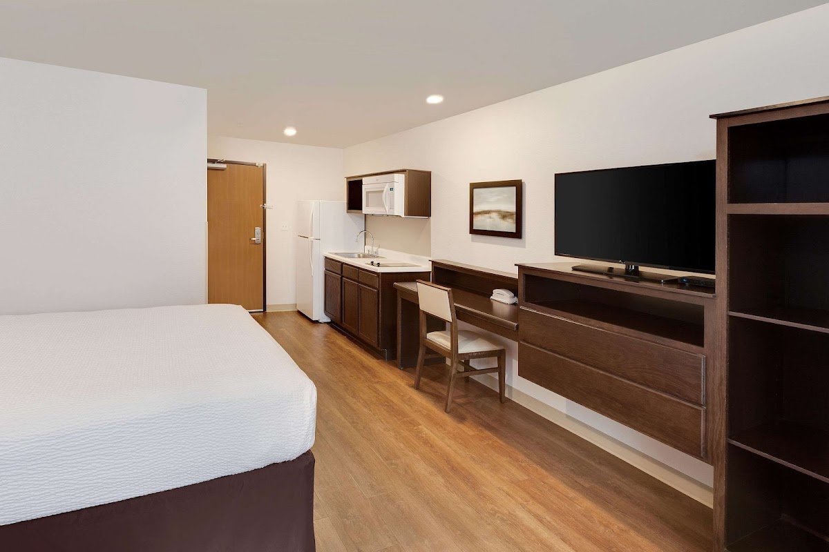 WoodSpring Suites Las Colinas - Northwest Dallas photo 2