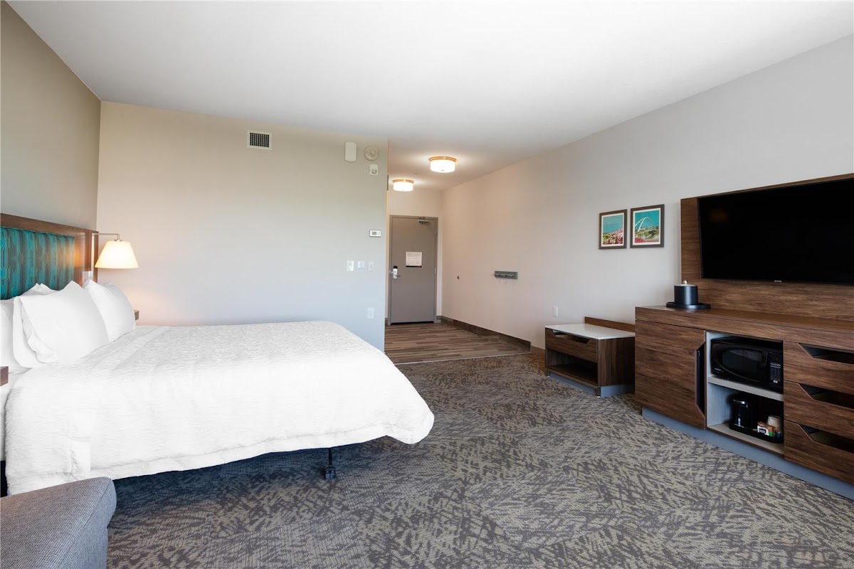Hampton Inn & Suites by Hilton Edmonton St. Albert photo 3