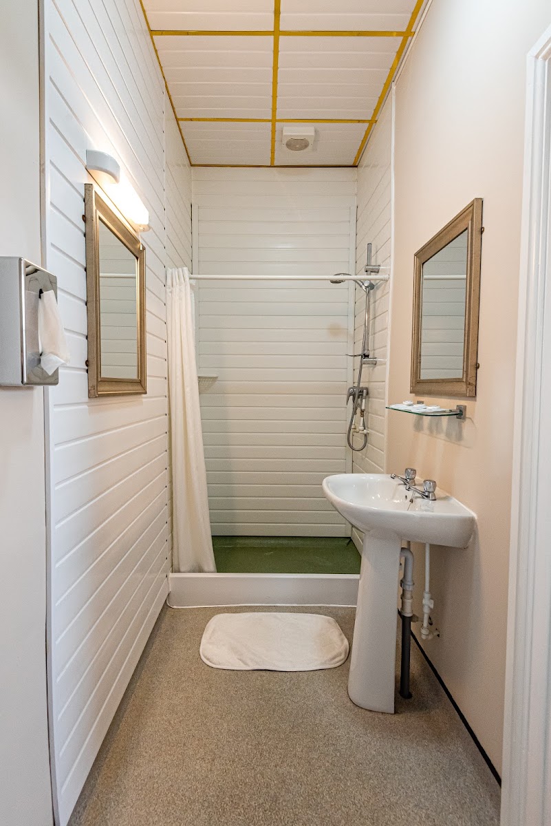 Aarondale Guest House photo 2