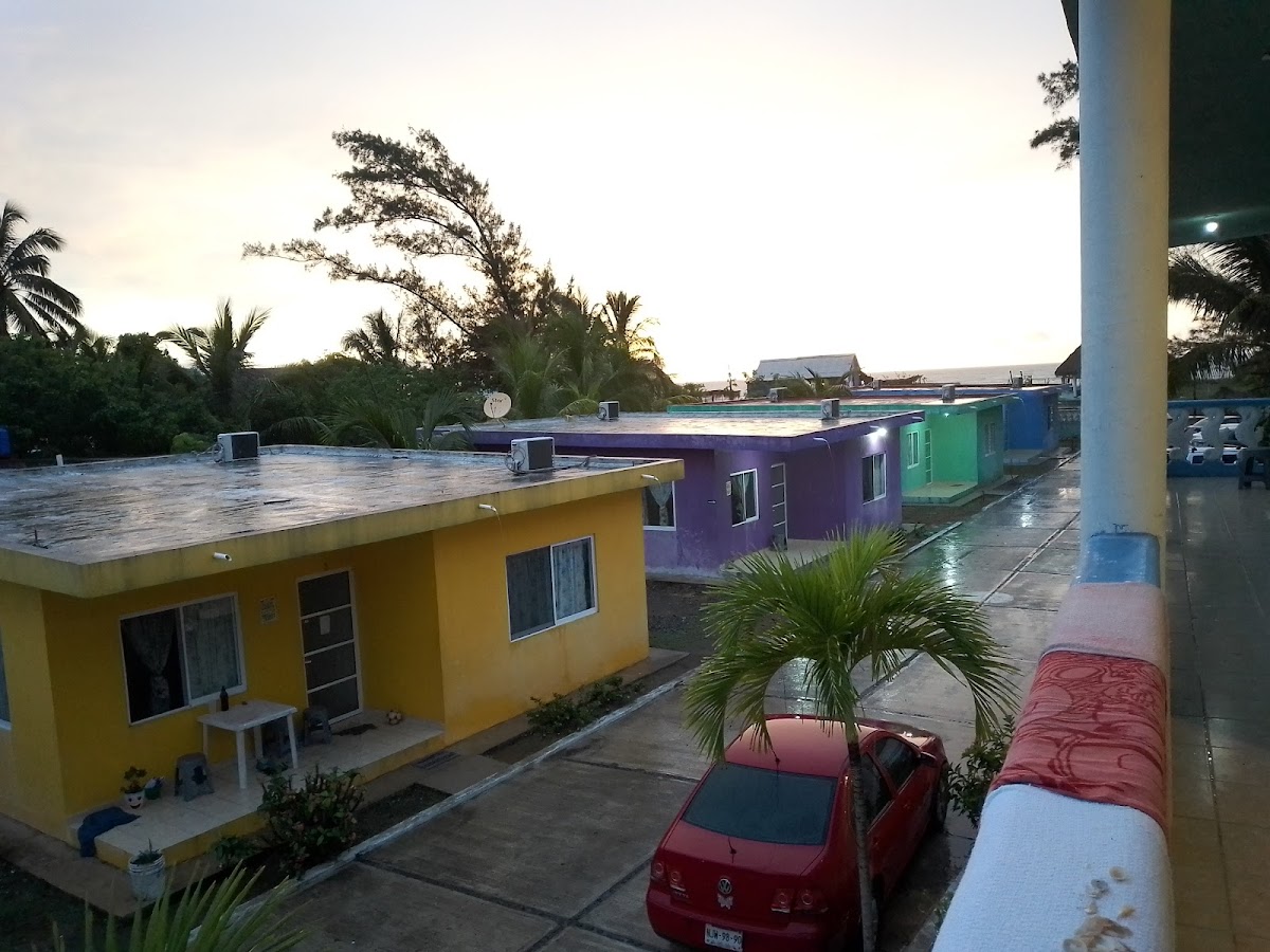 EL EDEN BUNGALOWS Y HOTEL