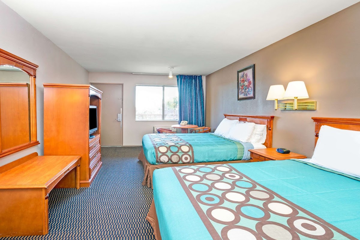 Super 8 by Wyndham Upland Ontario CA photo 2