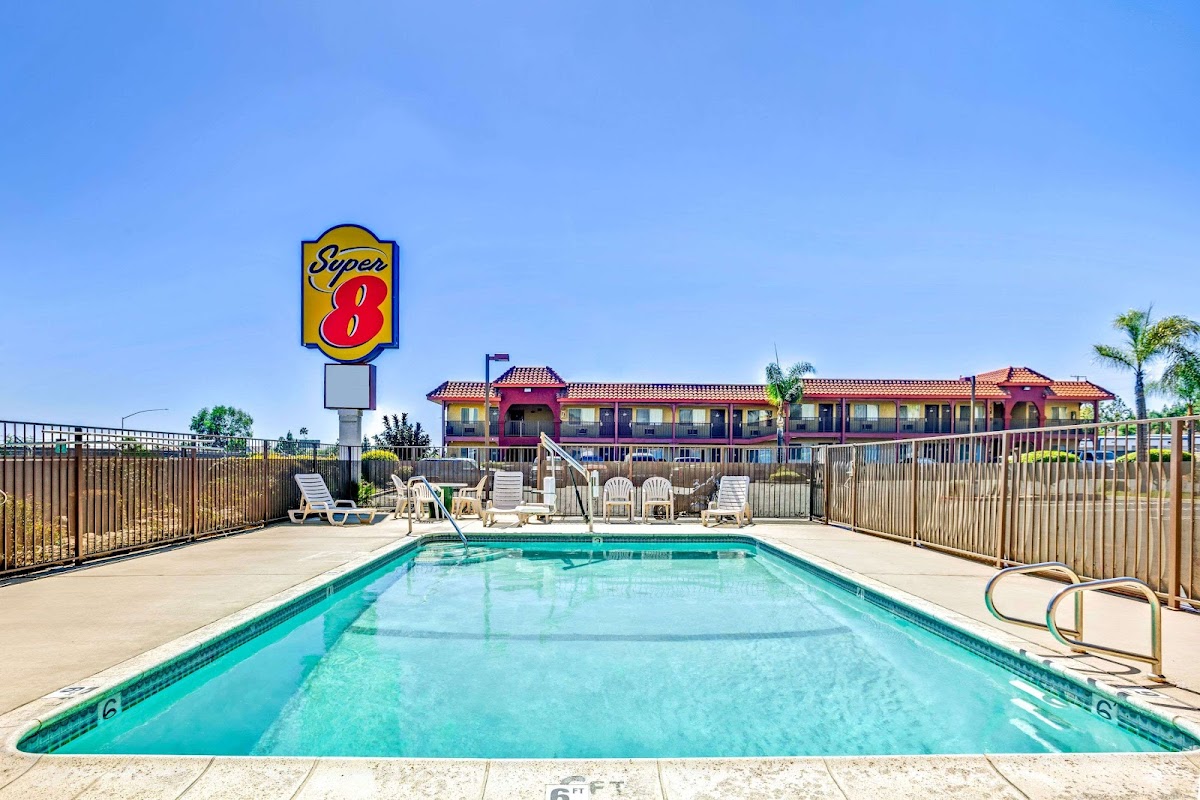 Super 8 by Wyndham Upland Ontario CA photo 3