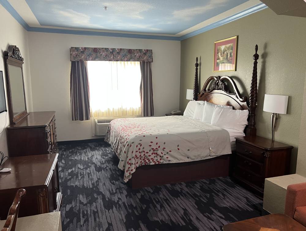 Crystal Suites photo 2